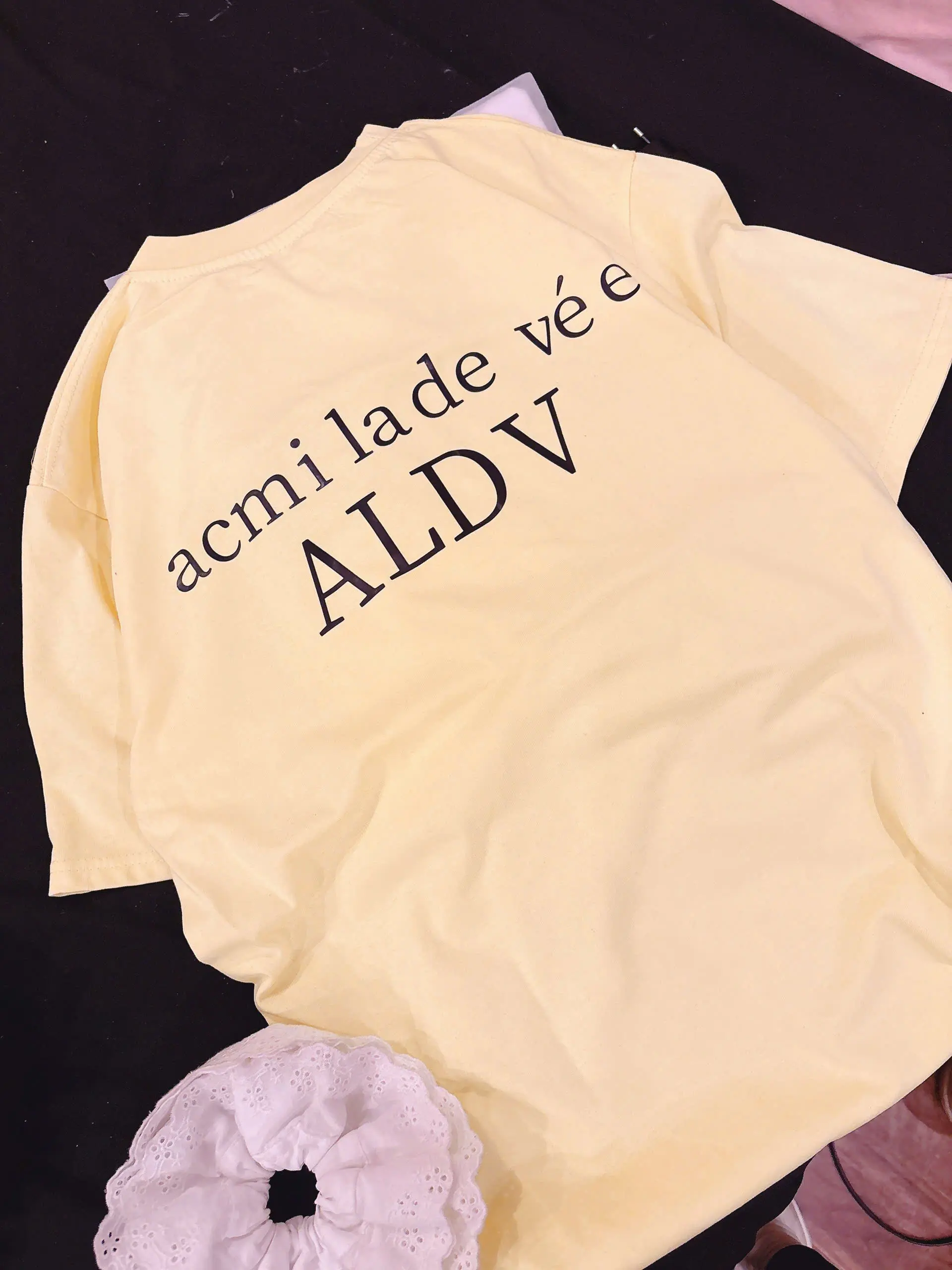 TRENDYBOUTIQUE- ÁO PHÔNG CỘC CHỮ FREESIZE