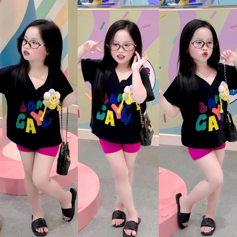 Set áo thun cổ tim quần legging cho bé gái tặng kèm chamr hoa(hoa ngẫu nhiên),TPKIDS,[M1005] 2