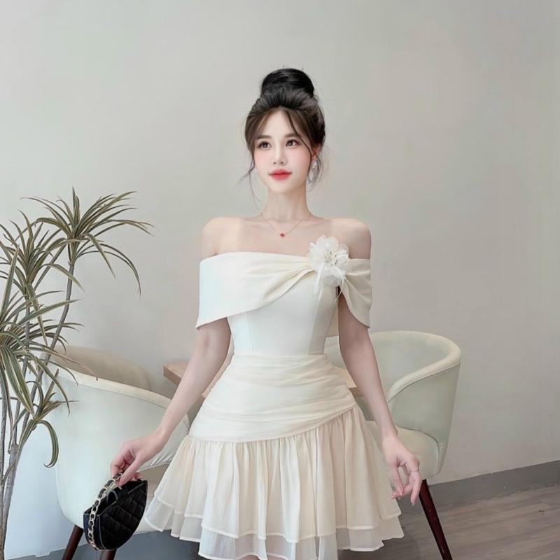 Lyra H59 - Váy dự tiệc tafta phối voan trễ vai đính hoa ngực dáng ngắn quyến rũ