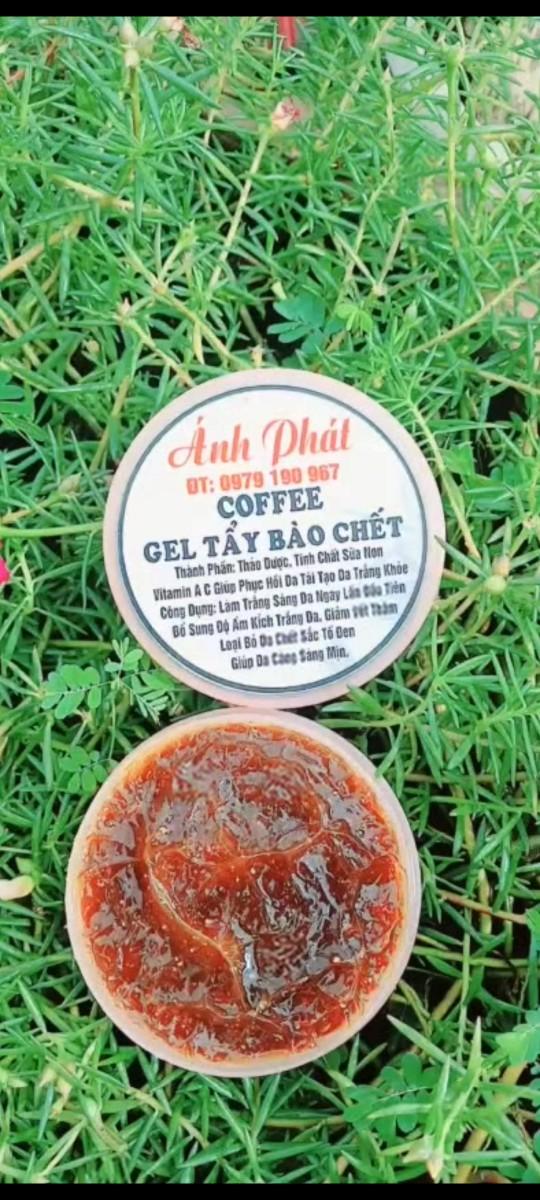 Product Introduction of Gell tẩy tế bào chết cafe hộp 300gram ( mả số 10 ) hổ trợ  làm trắng sáng da . loại bỏ các sắc tố đen , bụi bẩn bám trên da  Women 0