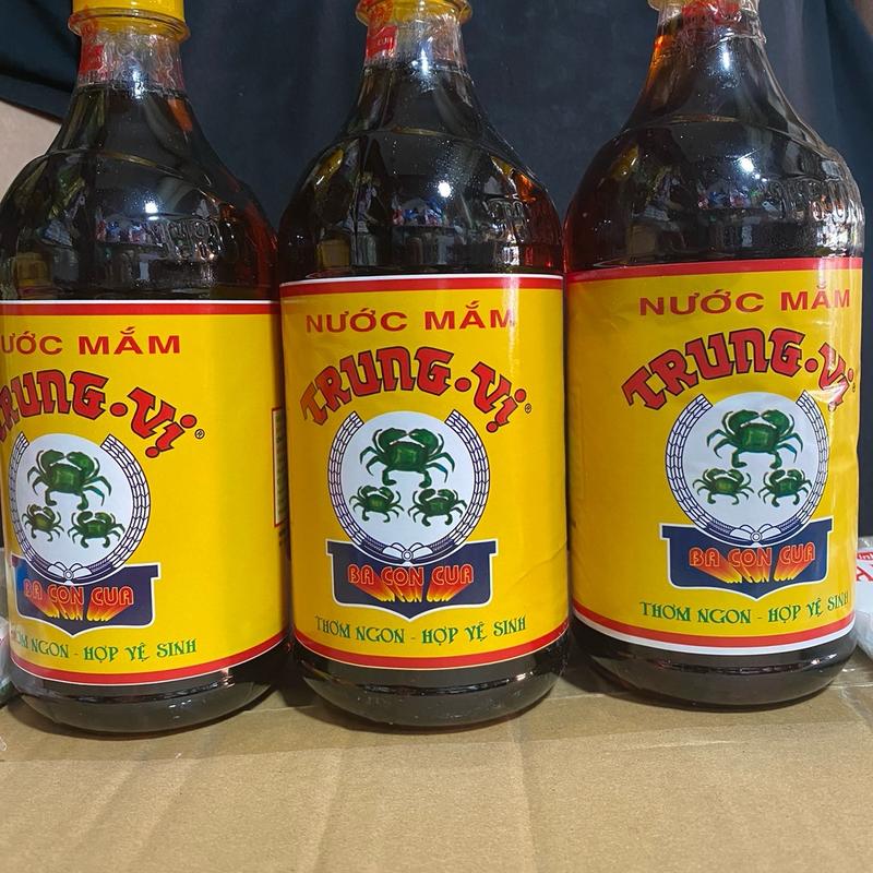 (Tặng ngay gói ajnomoto 100g) combo 3 chai nước mắm Trung Vị (3 con cua ) 6