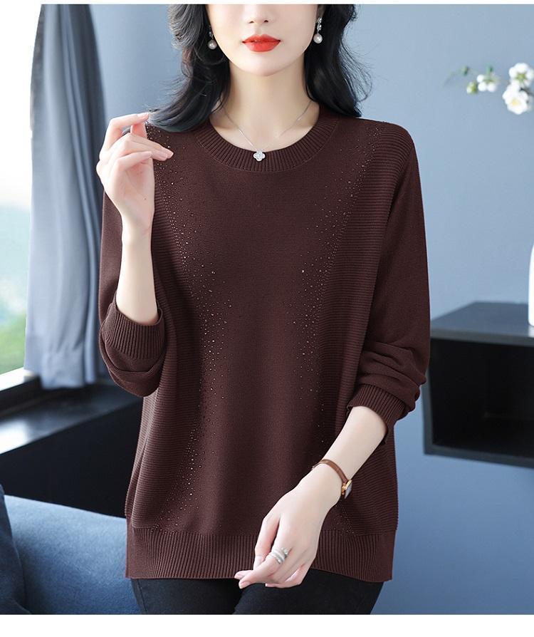 Product Introduction of Knatwear women's round neck rhinestone sweater new fashion mom loose Western style knits long sleeve thin top crop 27