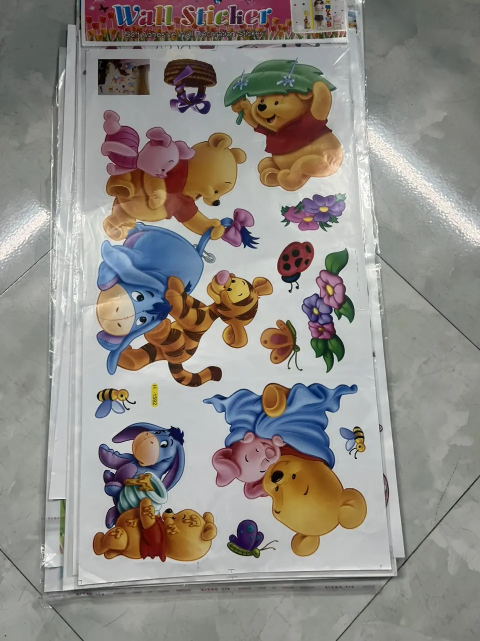 Decor hình dán công chúa, hình dán kitty, hình dán siêu nhân cho bé thoả thích sáng tạo trang trí bàn học,tủ quần áo ATD