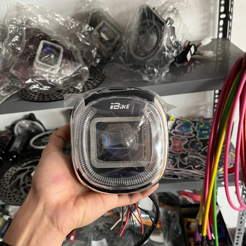 Đèn 1.5 có chỉnh áp lắp xe điện 133 và asma