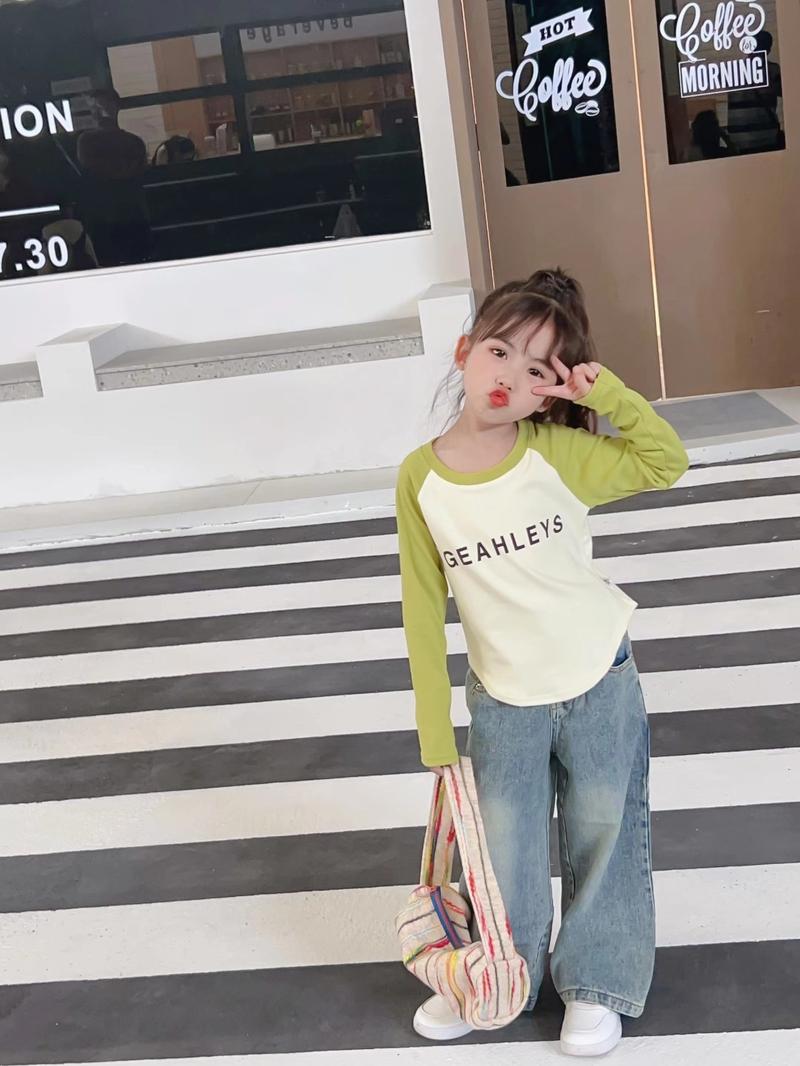 Product Introduction of [1488 Favorites] Girls' Stylish Long Sleeve Base Shirt Children's Spring and Autumn Fashion T-Shirt Baby Korean Style Top Autumn Outfit Girl Trend 3