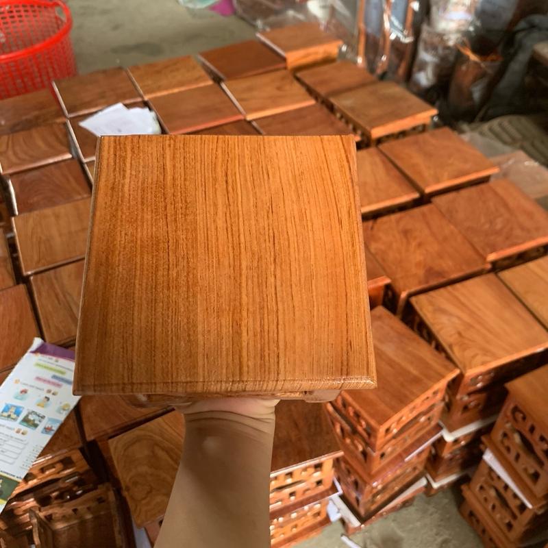 ￼Nhất Sơn Vuông, Đế vuông 3 Lỗ Gỗ Hương Cao 8cm 4