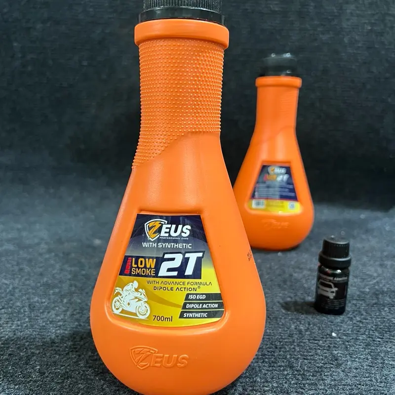 Nhớt Cam 2T ZEUS 700ml Có Mùi Thơm. 2