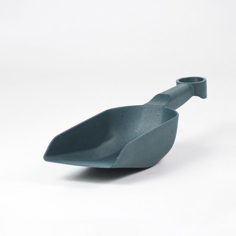 Product Introduction of Practical Thickened Soil Scoop Plastic Ergonomic Flower Shovel Multifunctional Lightweight Garden Hand Shovel 11