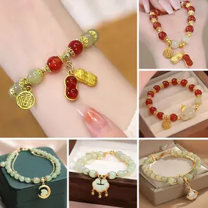 Gelang Manik Kaca Pembawa Keberuntungan dengan Liontin Giok Hetian Kelinci Keberuntungan Bracelet