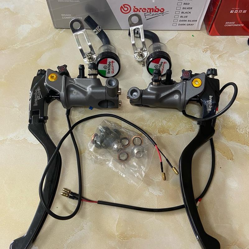Tay phanh bình dầu rời brcmbo kèm chân gương lắp phanh đĩa xe điện tay  thắng tay  phanh xmen tay  thắng rcb mod brembo