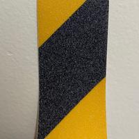 Gambar Anti Slip Tape Tonata / Lakban Anti Licin Kuning Hitam 5 cm x 5 Meter dari Tonata Indonesia Kab. Tangerang 4 Tokopedia