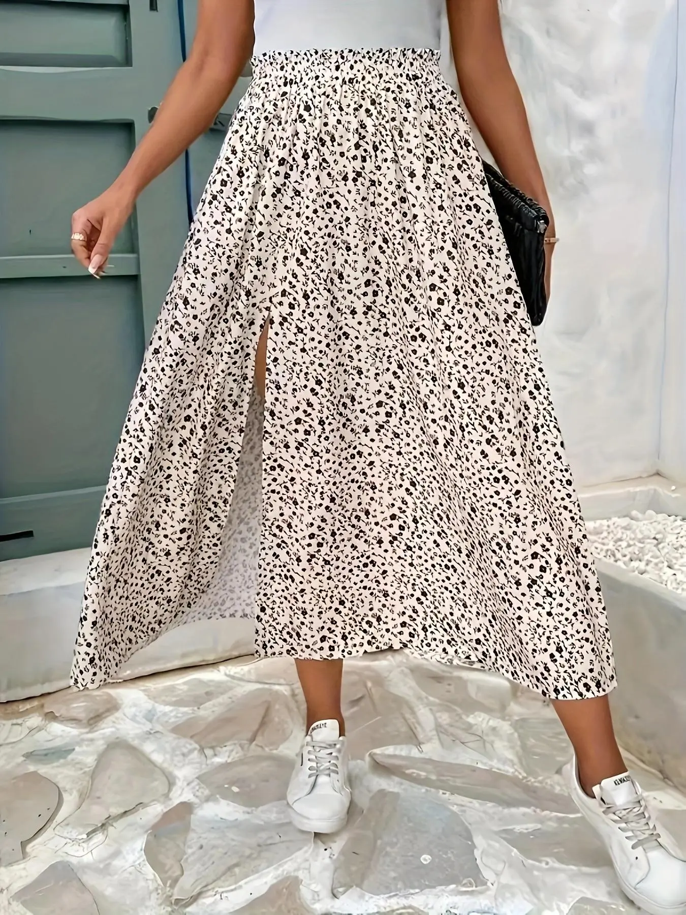 Women's Ditsy Floral Print Slit Skirt, Casual Fashion Skirt for Daily Holiday Vacation Wear, Ladies Bottoms for Summer