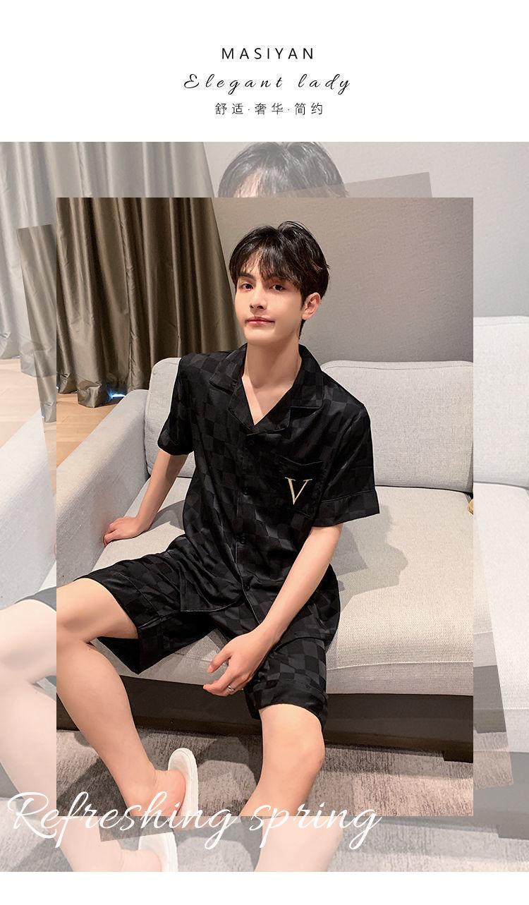 Product Introduction of Piyama Lelaki, Bahan Sutera Ais, Lengan Pendek, Seluar pendek, Nipis, Saiz Besar, Longgar, Sut Pakaian Rumah Musim Panas, Bahan Sutera Tiruan, 2024 1