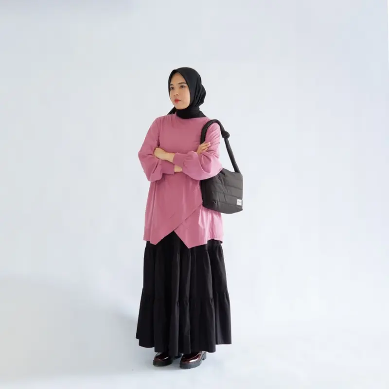 Outfidence - Rumi Top Atasan Kaos Lengan Panjang Cotton Combed 100% Basic Muslim Wanita Nyaman 5