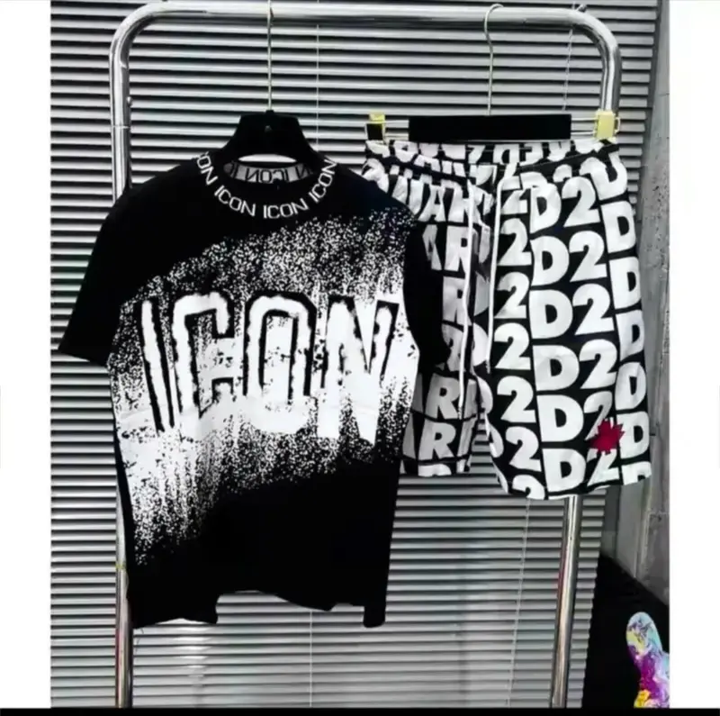 Bộ Quần Áo Thun Nam Nữ Icon Cổ Tròn Ngắn Tay Mùa Hè Họa Tiết Vẩy Sơn Siêu Đẹp - Menswear Kem Tre Nhung 1