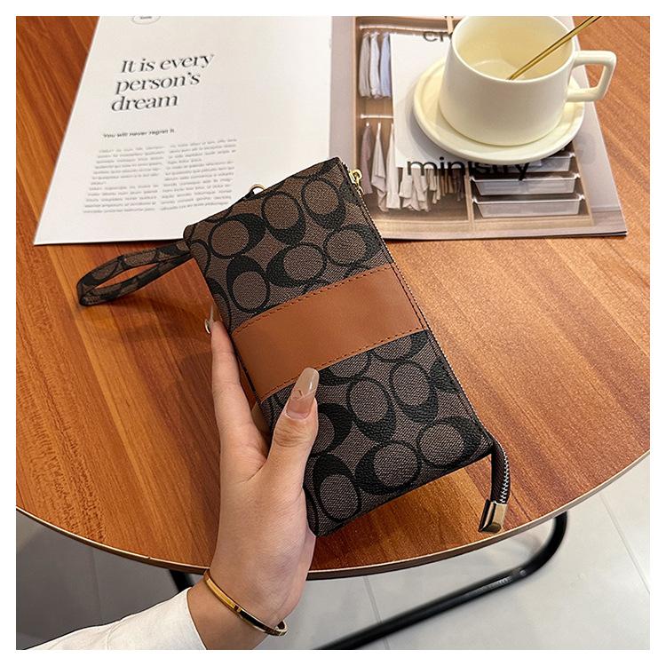 Product Introduction of 189 Soft Leather Printed Clutch 2025 New Women's Stylish and Lightweight Mini Bag Multifunctional Coin Purse Mobile Phone Bag 30
