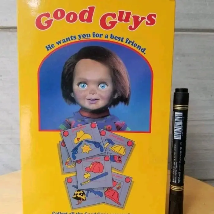 Neca - Good Guys Chucky from movie 4inch action Figure Set Hadiah Cowok 1