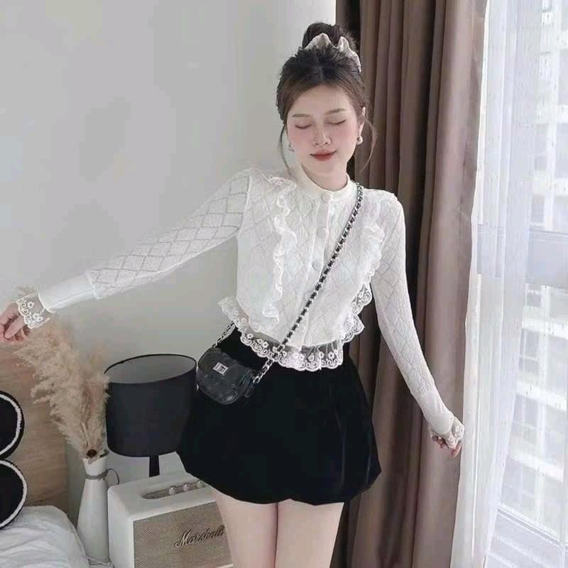 áo len xốp phối ren tay dài  sang chảnh ,Fom ngắn 40 _55kg mặc vừa