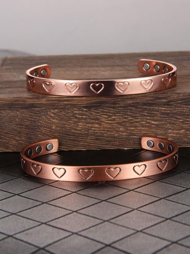 Product Introduction of Women's Street Trend Heart Design Cuff Bangle Bracelet, Trendy Vintage Matching Bracelet, Chic Retro Jewelry As Gift for Girlfriend, Valentine's Day, Gift 0