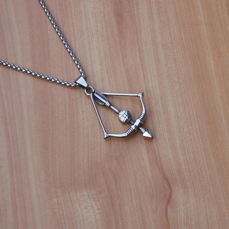 Product Introduction of Titanium Steel Korean Style the Arrow of Love Men's Accessories Pendant 1