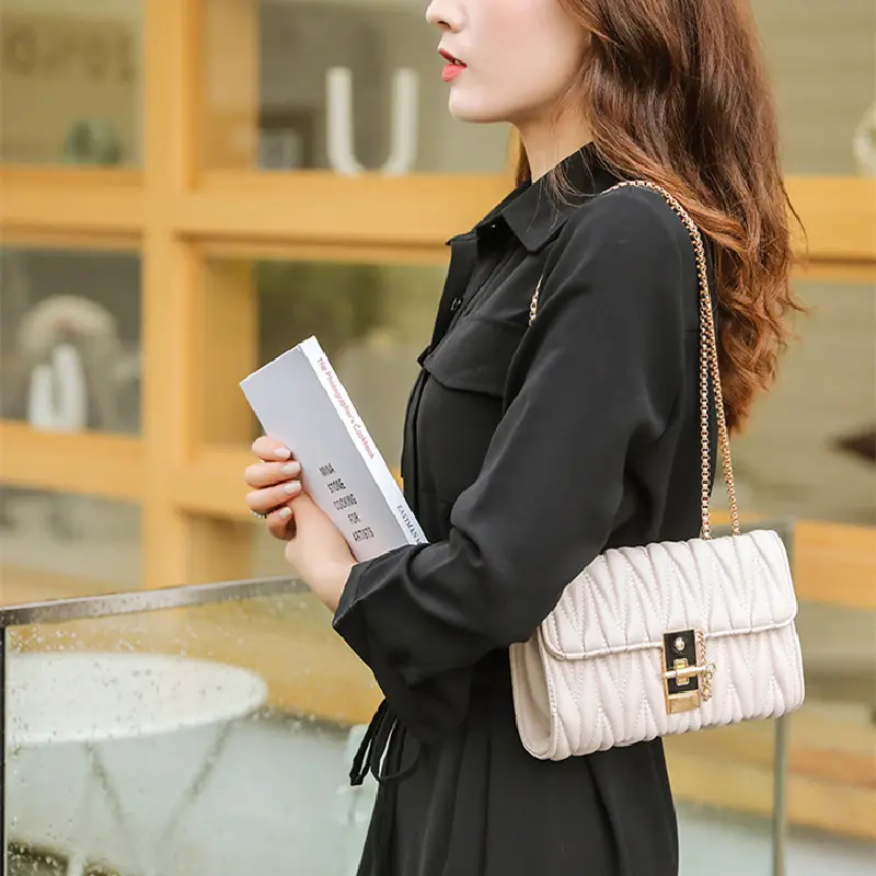 Túi Đeo Chéo Nữ, Phong Cách Cổ Điển, Dễ Phối Đồ Phù Hợp Mọi Mùa, Túi Dây Xích Đeo Vai, Túi Xách Thời Trang, túi Messenger, Túi Đeo Chéo