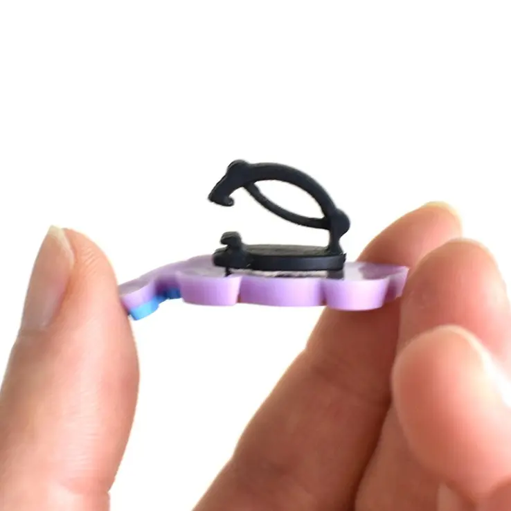 Chốt nhựa gắn charm làm Jibbitz trang trí dây giày, các mẫu khóa zipper 3