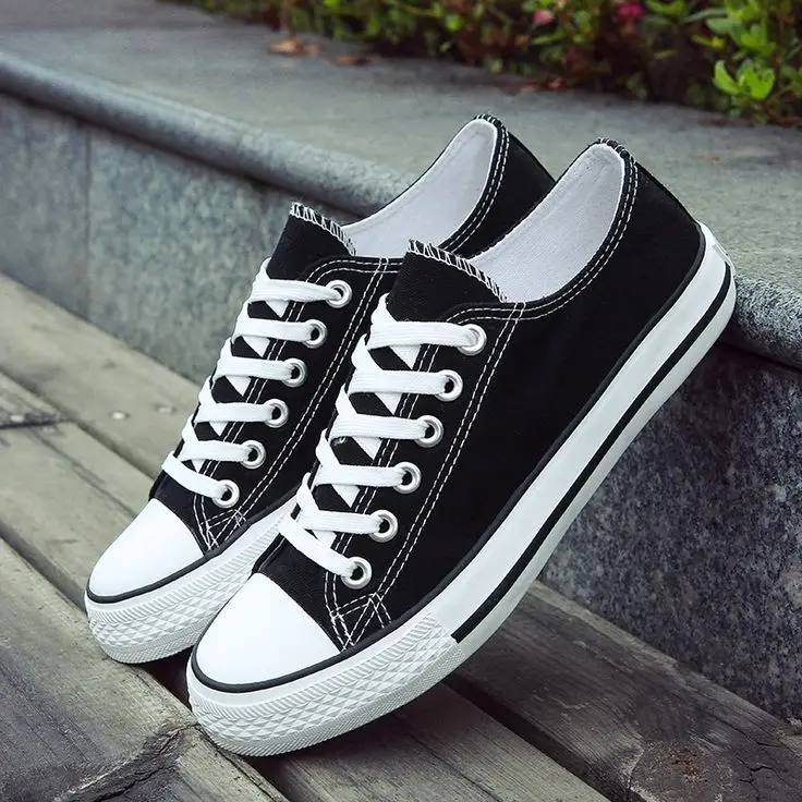 Sepatu Clasic pendek