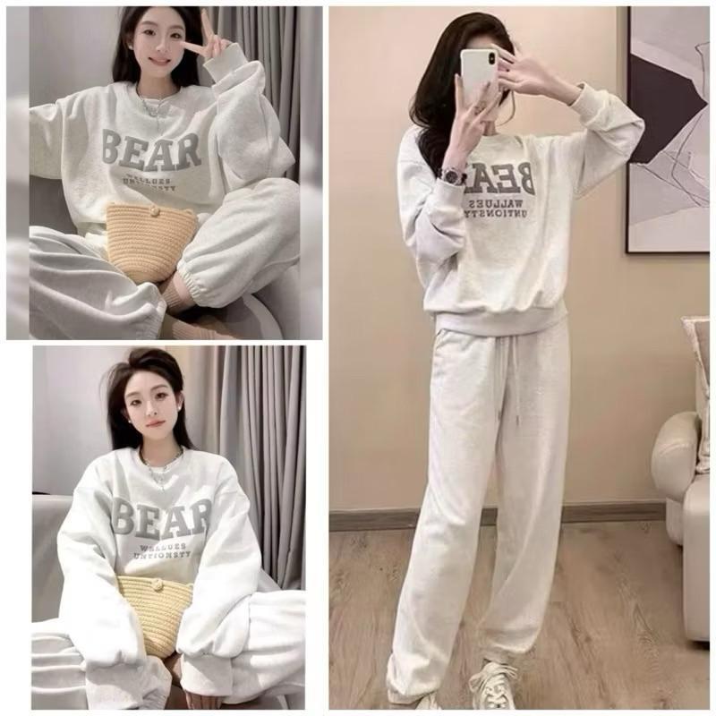 Bộ Nỉ Nữ Bear Gồm Áo Sweater và quần jooger Chất Liệu Nỉ Ép Hàn From Rộng CHIDORI - Quần Suit Dài Tay Mùa Đông 2024 - Women Jacket