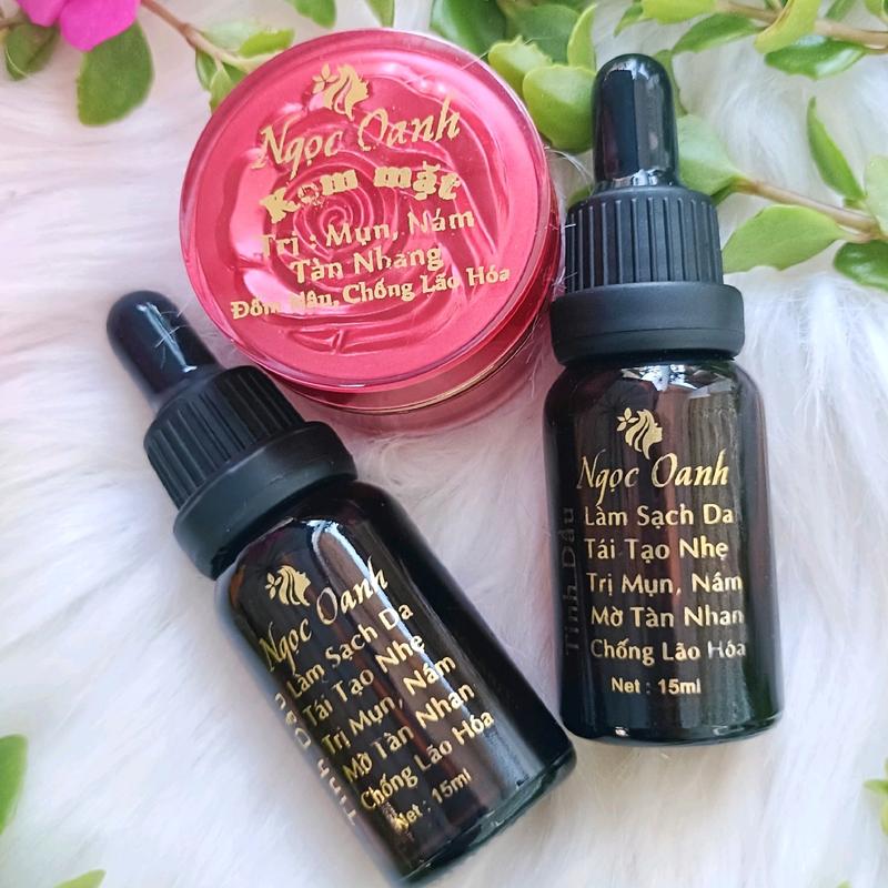Kem face Ngọc Oanh + 2 chai tinh dầu.