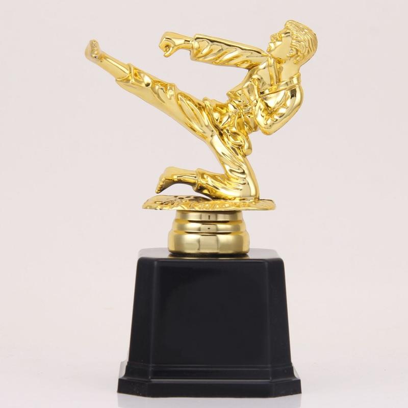 High Quality Martial Arts Trophy Awards Taekwondo Competition Man Small Prize Cup Plastic Model Craft Souvenirs Winner Award Trophy Toy School Rewarding Supply 5