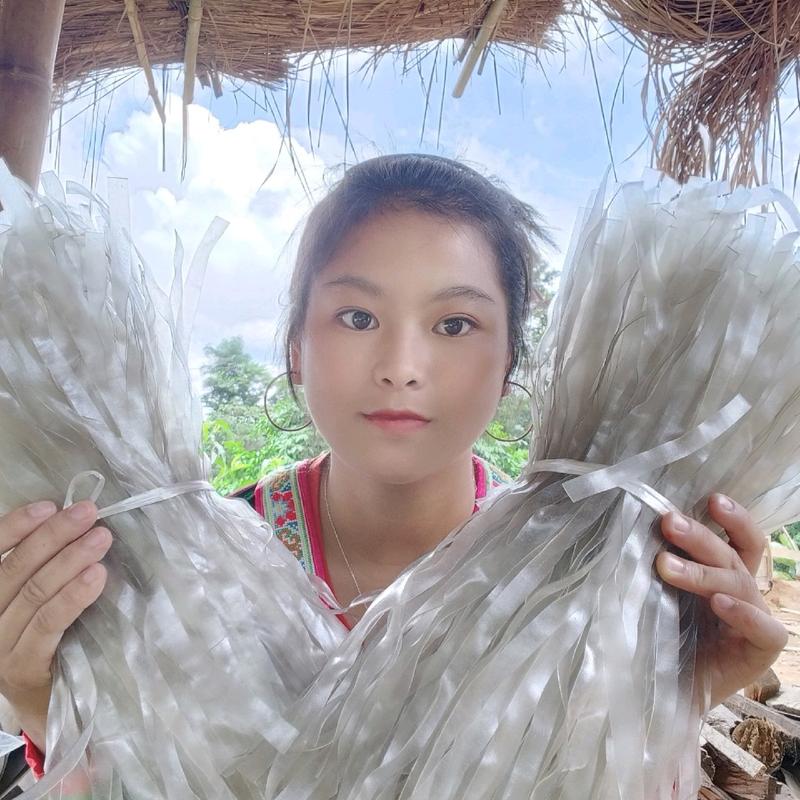 2 kg miến dong sợi to - Sùng  Bầu - tặng 1 lọ chẳm chéo