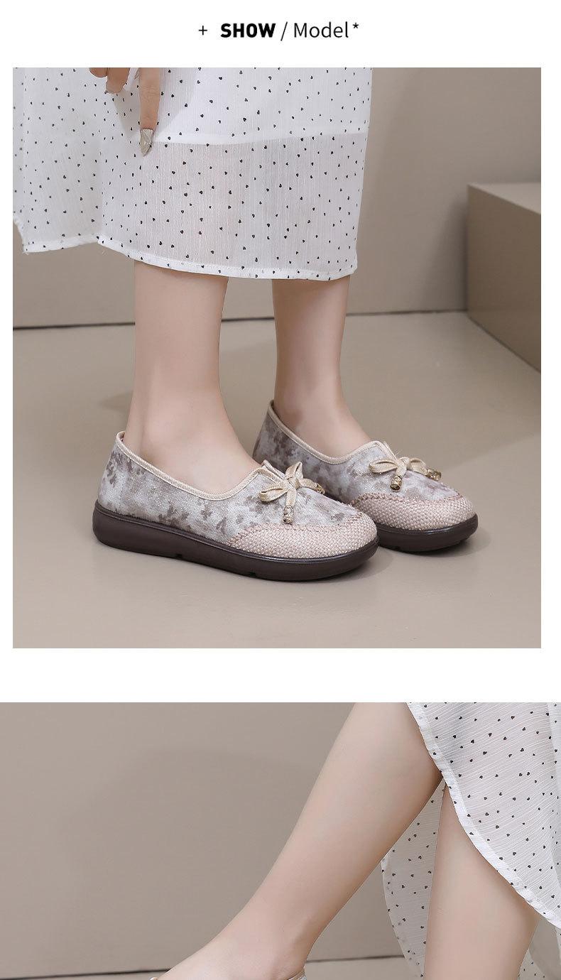 Product Introduction of Women's New Versatile Shoes for Spring and Autumn, Ethnic Style Embroidered Slip-On Cloth Shoes, Hanfu Shoes for Women, Casual Shoes for Moms 18