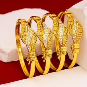 สร้อยข้อมือผู้หญิง แฟชั่น ดีไซน์กลวงเปิด เหมาะสำหรับงานแต่งงานและเจ้าสาว สไตล์โบฮีเมียน สีทอง ดีไซน์เรียบหรู เครื่องประดับ