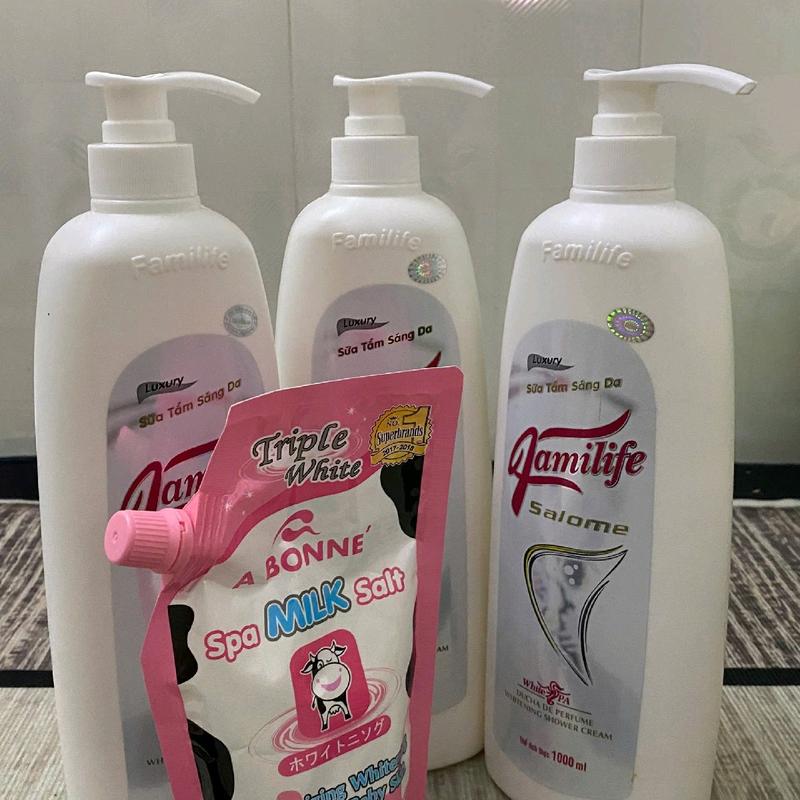Combo 3 chai Sữa tắm Cá ngựa Familife 100ml  hang cty . sản phẩm đơn không có cồn suatam sữatắm bottam hoasenvang tam thiennhien sưa tăm Dưỡng Body Dưỡng Da Body Dưỡng Body Dưỡng Da Body Nữ suat am sáp