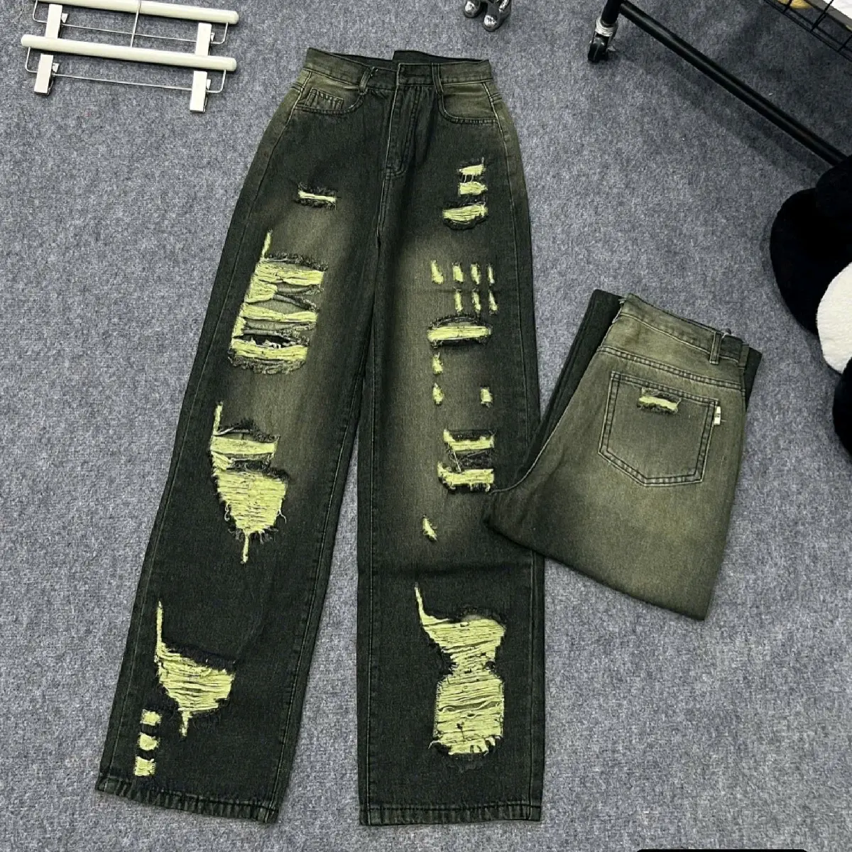 Quần jeans Nữ QCcc, màu đen hoành kim mới, rách trước sau, ống suông lưng cao hách dáng 5780 Women Pants Voi Kem