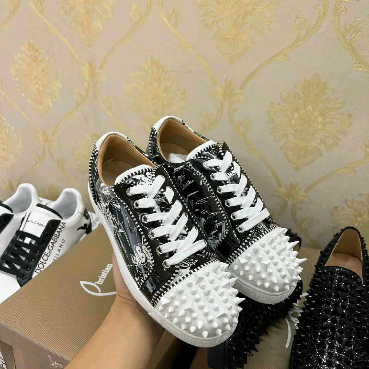 giày LBT boy phố nam nữ bóng đen bóng ( full box bil phụ kiện ) hoàng mai hà nội