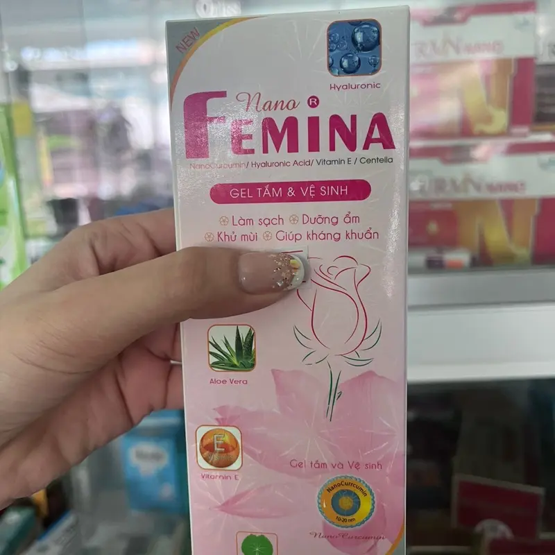 Dung dịch vệ sinh Femina Nano