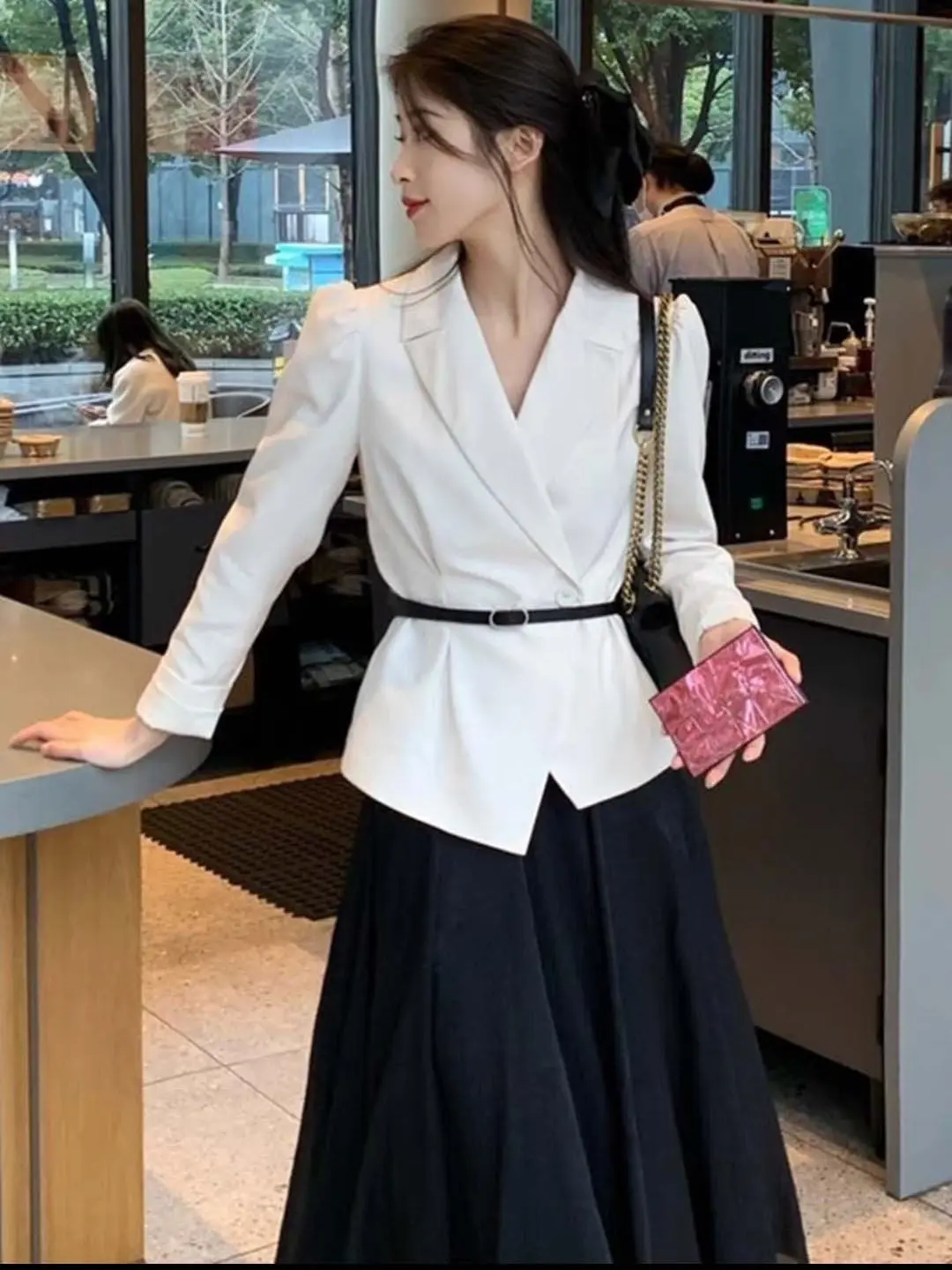 Áo Vest công sở 1 lớp chéo Hàn A18 sự lựa chọn hoàn hảo cho các nữ cường nhân - Tặng kèm thắt lưng nhé! Kem