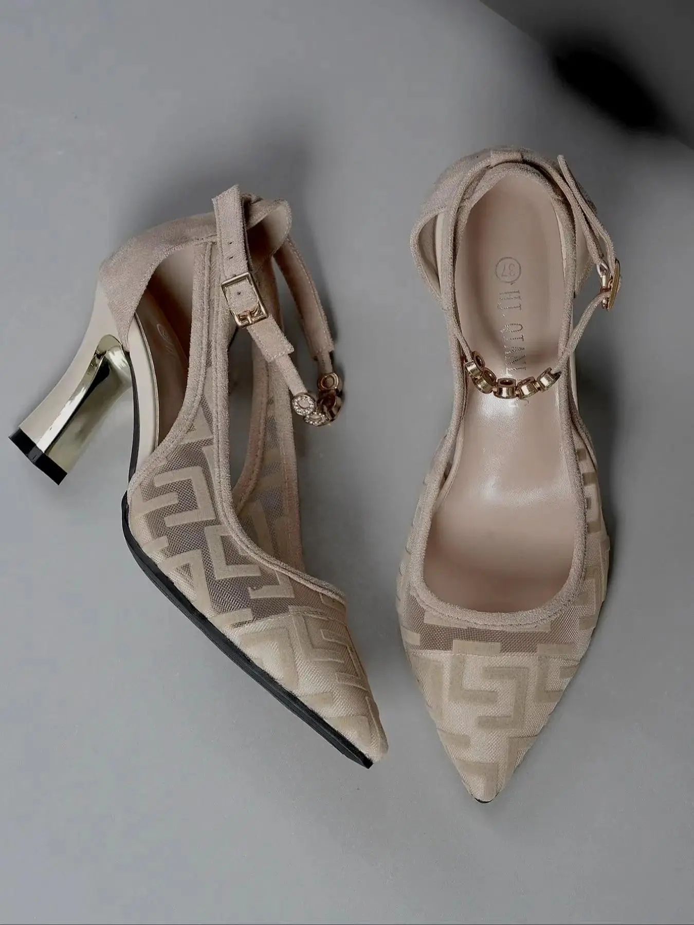 Women's Elegant Pointed Toe High Heel Shoes, 1 Pair Buckle Design French Heeled Thin Shoes, Chic All-match Heels for Party & Daily Decor