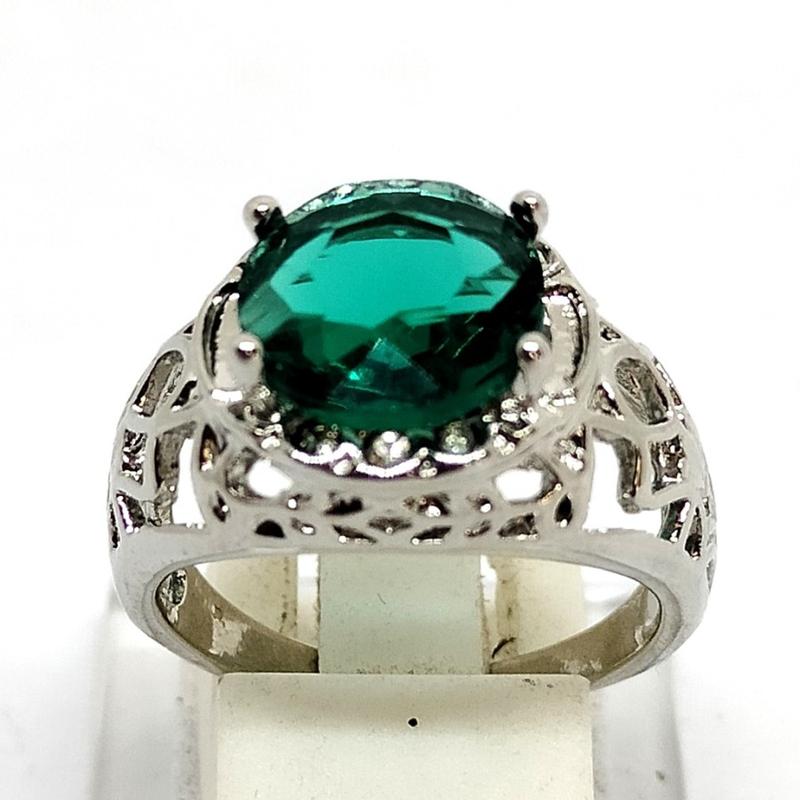 Cincin Wanita Green Emerald 1