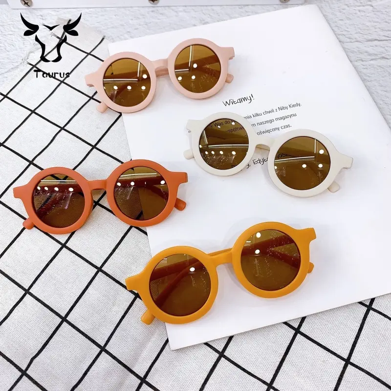 Kính mắt cho bé siêu cute chống tia UV 6m+ 3