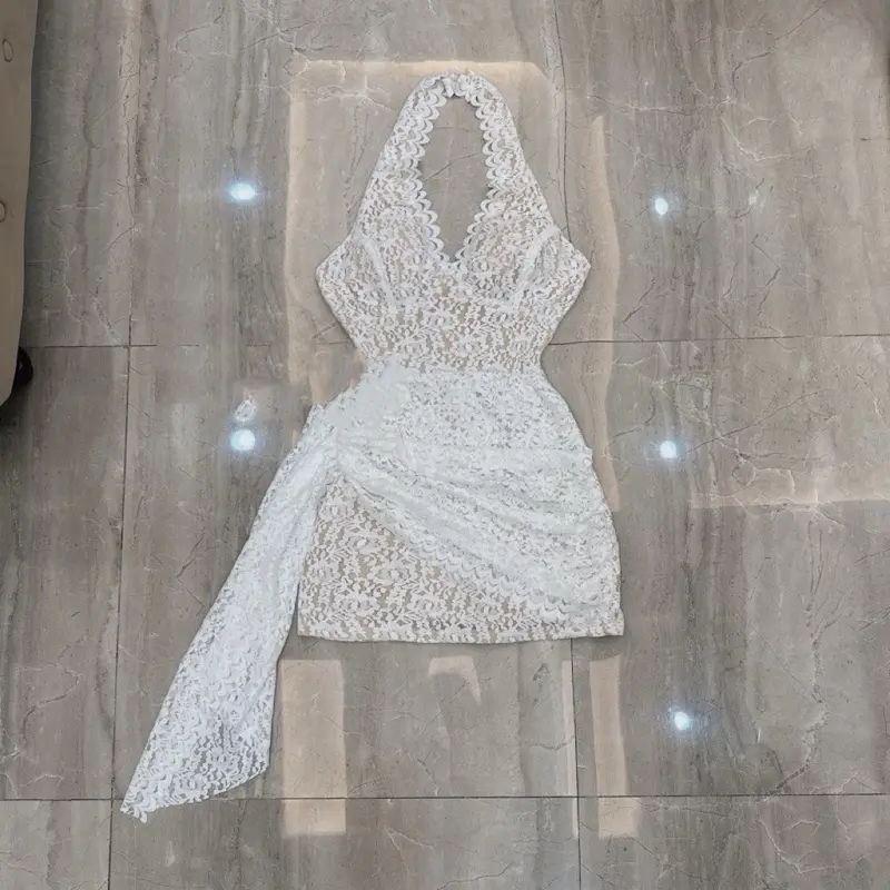 Đầm Ren cổ Yếm Tà sườn Ôm body.tôn dáng,có mút ngực thân sau dây kéo,có quần Lót Liền size 40-54kg Women Váy Dress Nữ buộc 8