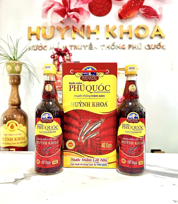 Huỳnh Khoa [OCOP 5 sao Quốc Gia] Nước mắm truyền thống Phú Quốc 40 độ đạm 520ml Hộp 2 chai Đặc biệt