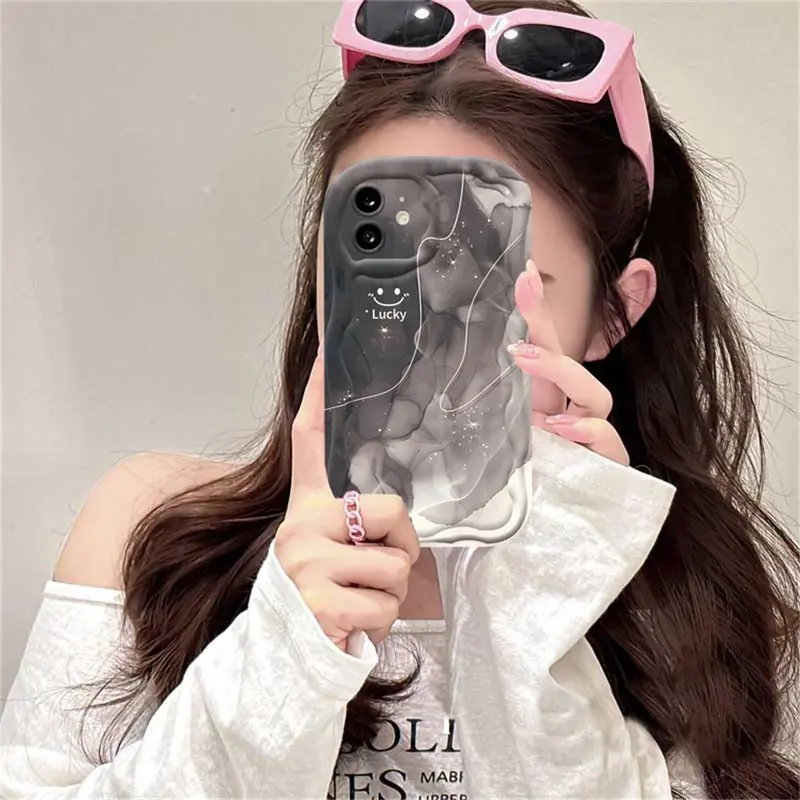 Casing hp ViVO Y27 Y36 Y17S Y16 Y15s Y12S Y02 Y22 Y21 Y20 Y02A Y02T Y35 Y11 Y17 Y15 Y12 Y30i  Y20s Y22s Y21A Y12i Y21s Y15A Y33s Y31 Y51 Y91C Y91 Casing Sampul Lembut Mengkilap Tepi Melengkung Bergelombang 3D Smiley Lucky  MUHAMAD 1