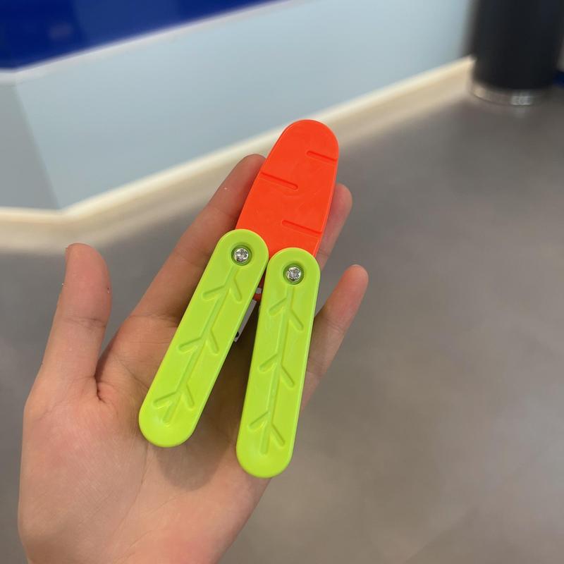 Product Introduction of 2023 Creative 3D Luminous Gravity Plastic  Comb Decompression Toy Colorful Matching Finger Training Stress Relief Push Toys 12