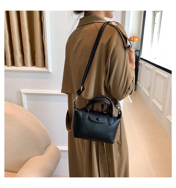 Product Introduction of New Niche Design Crossbody Small Bag Fashion All-Match Handbag Casual Shoulder Bucket Bag Women's Bag 16