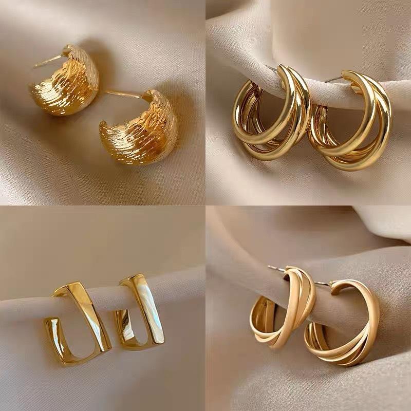 Product Introduction of Sterling Silver Needle Exaggerated Geometry Stud Earrings for Women Affordable Luxury Fashion Elegant High-Grade Earrings Metal Earrings 34