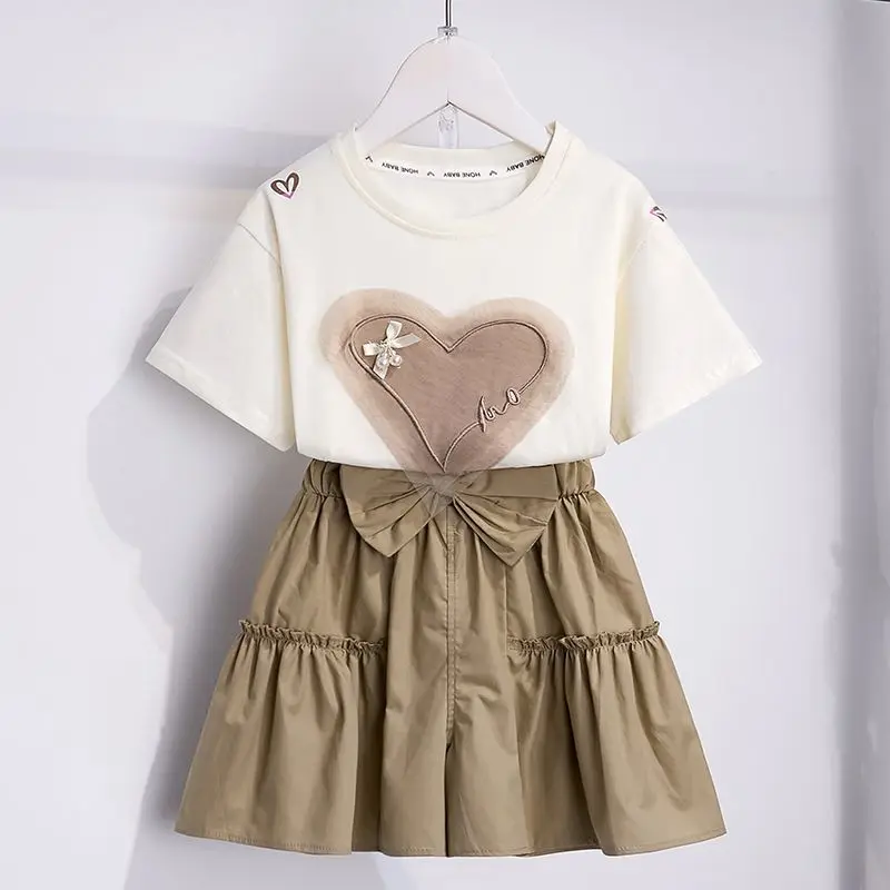 Girls' Summer Outfit 2025 New Stylish Fashionable Casual Loose Short Sleeve T-Shirt and Shorts Thin Trendy for Older Children
