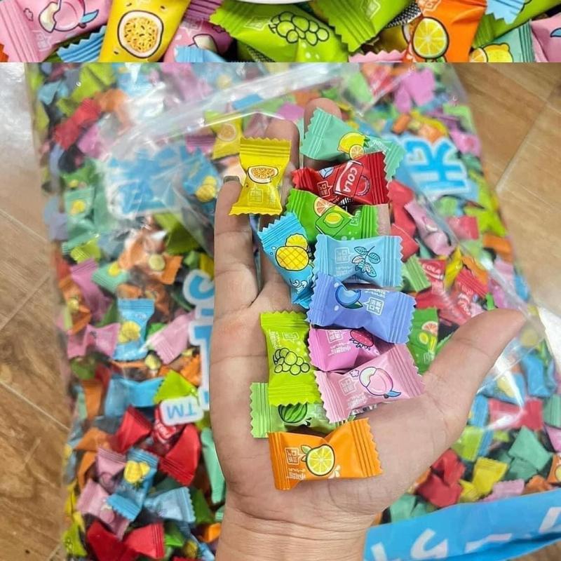 [TÚI TO 1KG] MIX 12 VỊ KẸO HƯƠNG HOA QUẢ , KẸO TRÁI CÂY ĐÀI LOAN, KẸO NGẬM VỊ TRÁI CÂY, KẸO TRÁI CÂY KHÔNG ĐƯỜNG, KẸO NGẬM HO VỊ TRÁI CÂY KHÔNG ĐƯỜNG Ăn Vặt Snack