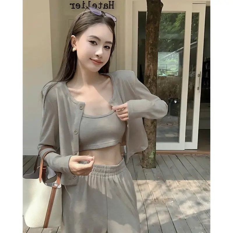 Sét Bộ Len Nữ 3 Món Gồm Áo 3 Lỗ + ÁO Cardigan + Quần Suông Top Women 4